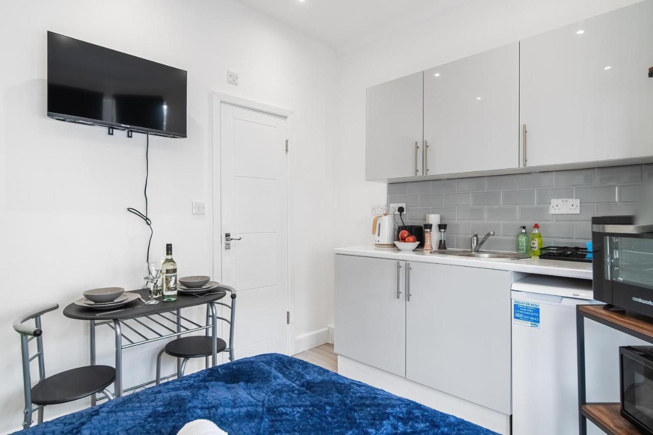 Livestay-Modern Studio Rooms In Zone 2 Лондон Екстериор снимка