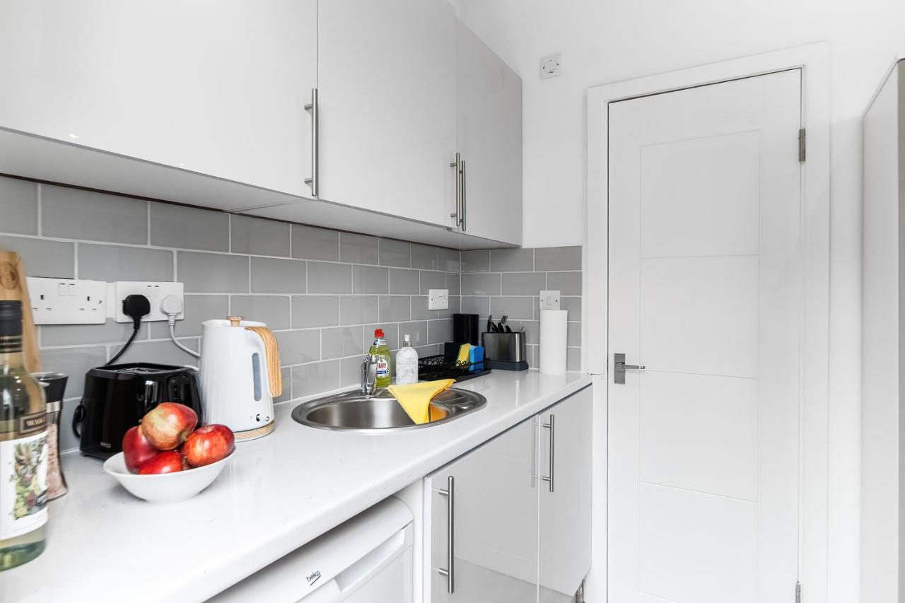 Livestay-Modern Studio Rooms In Zone 2 Лондон Екстериор снимка
